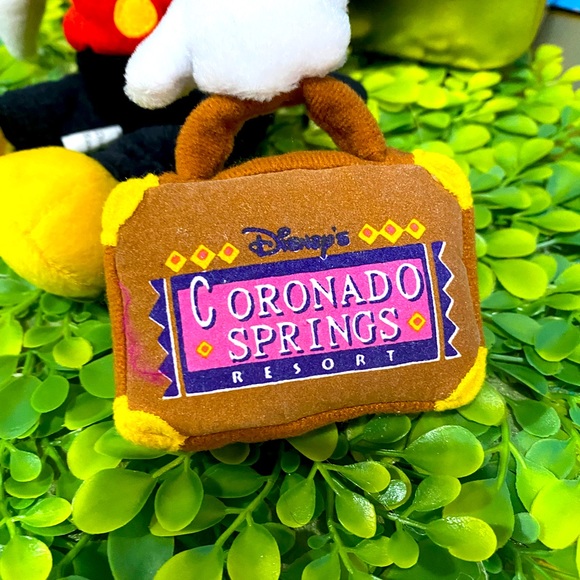 DISNEY EXCLUSIVE NWT 1990s CORONADO SPRINGS RESORT BELLHOP MICKEY BEAN BAG PLUSH - Picture 3 of 14